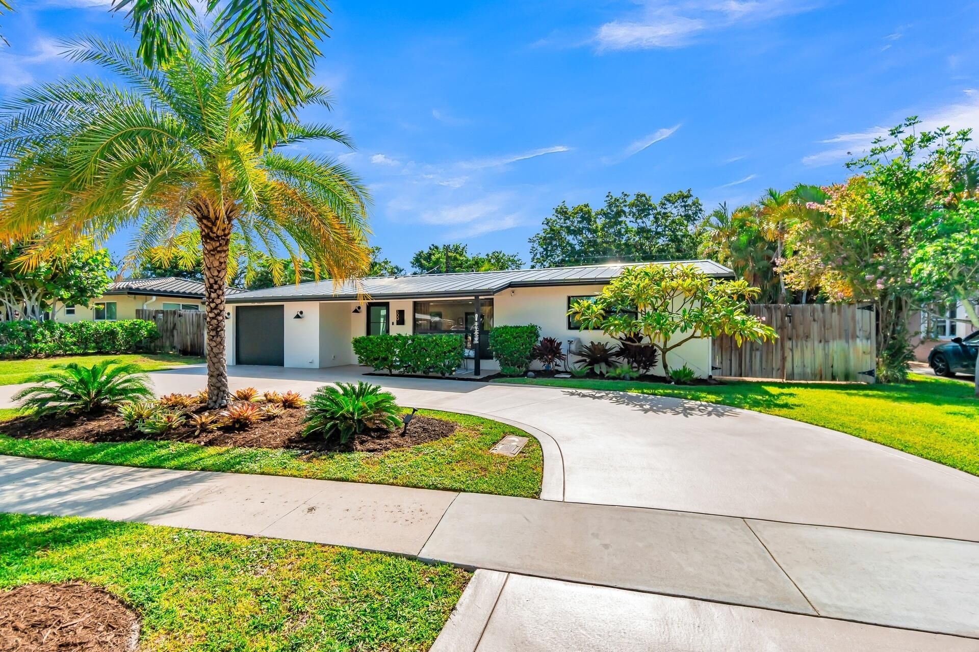300 SE 8th Avenue, Deerfield Beach, FL 33441 Photo