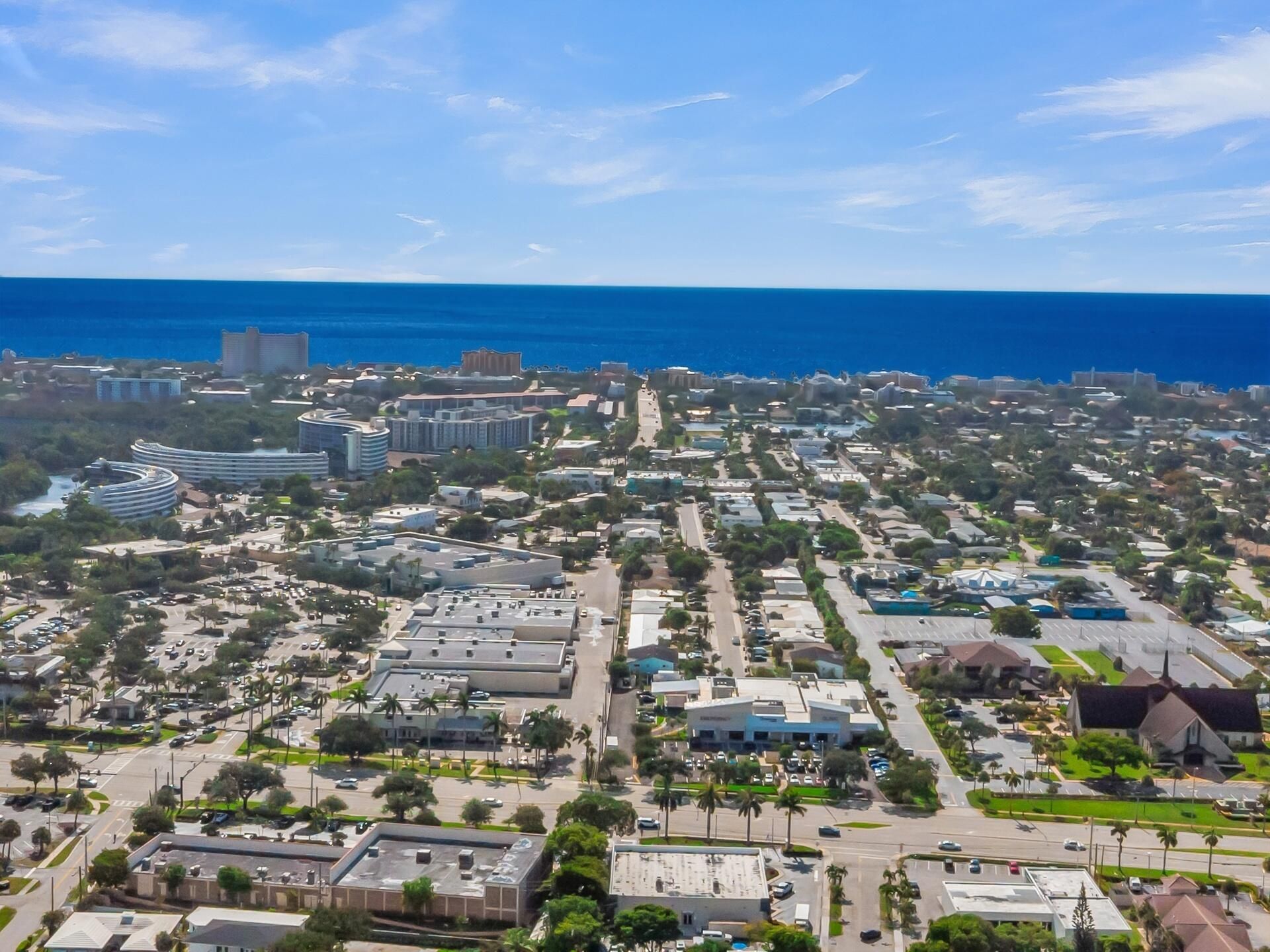 300 SE 8th Avenue, Deerfield Beach, FL 33441 Photo