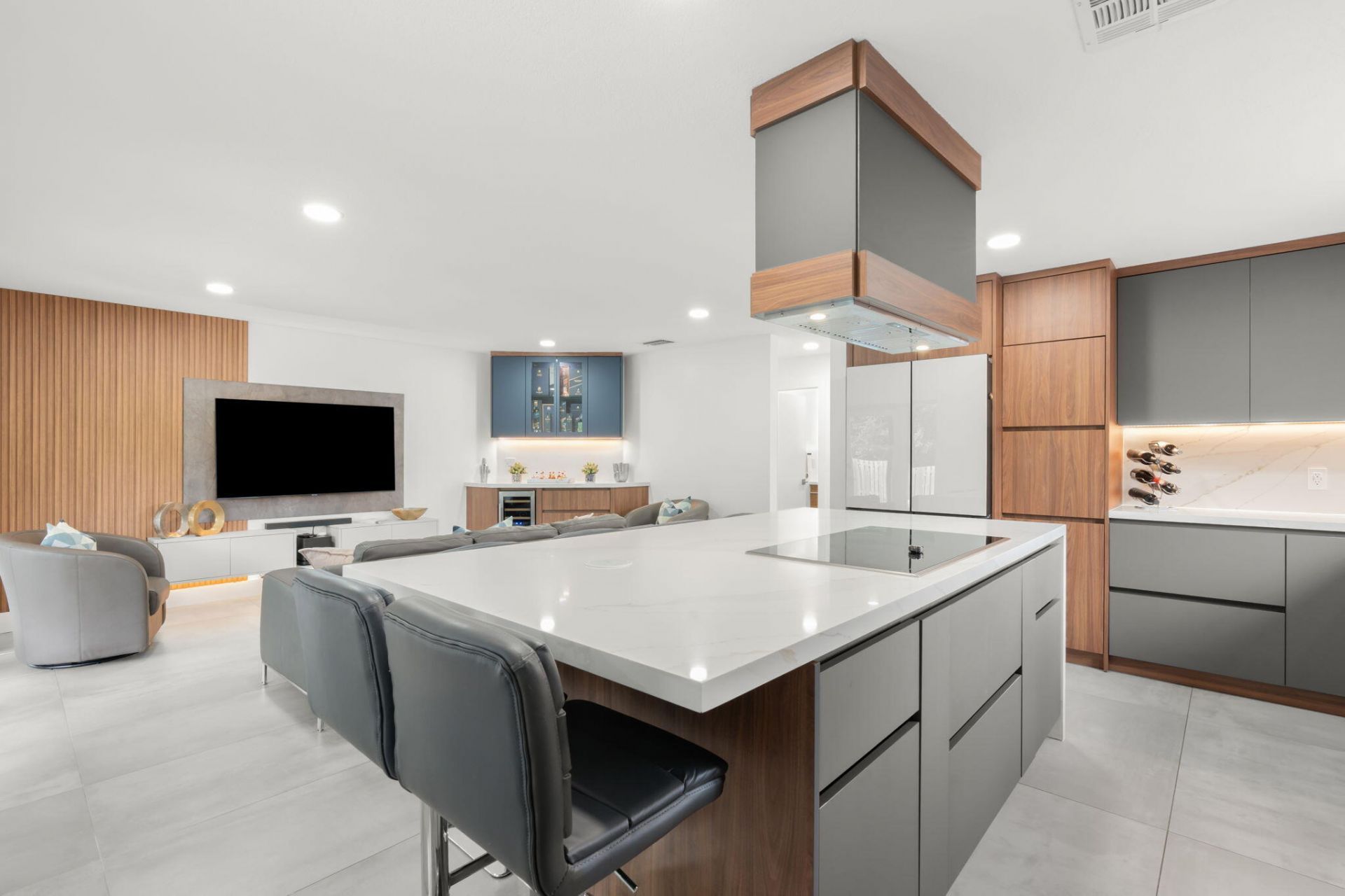 52 Gables Boulevard, Weston, FL 33326 Photo