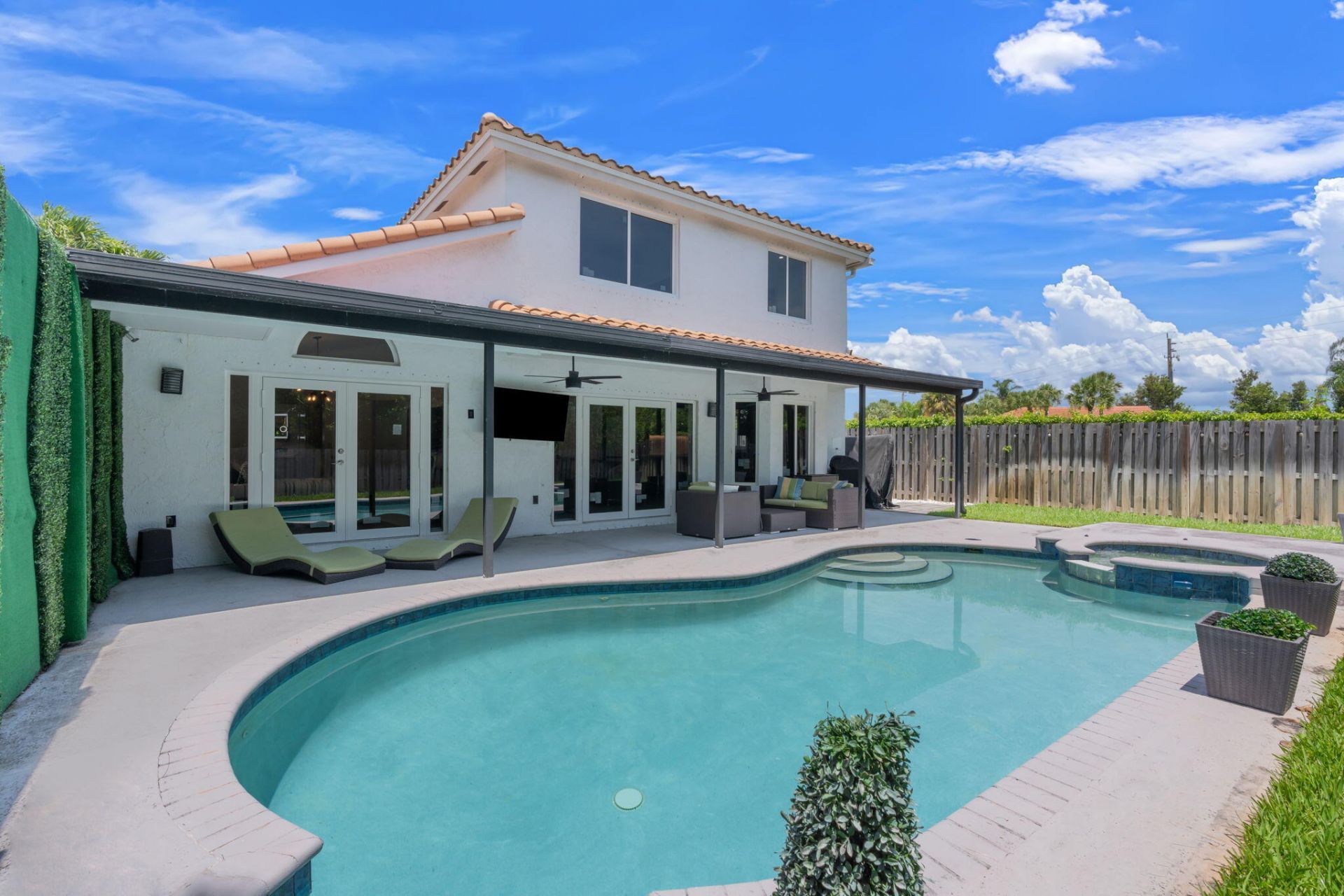52 Gables Boulevard, Weston, FL 33326 Photo