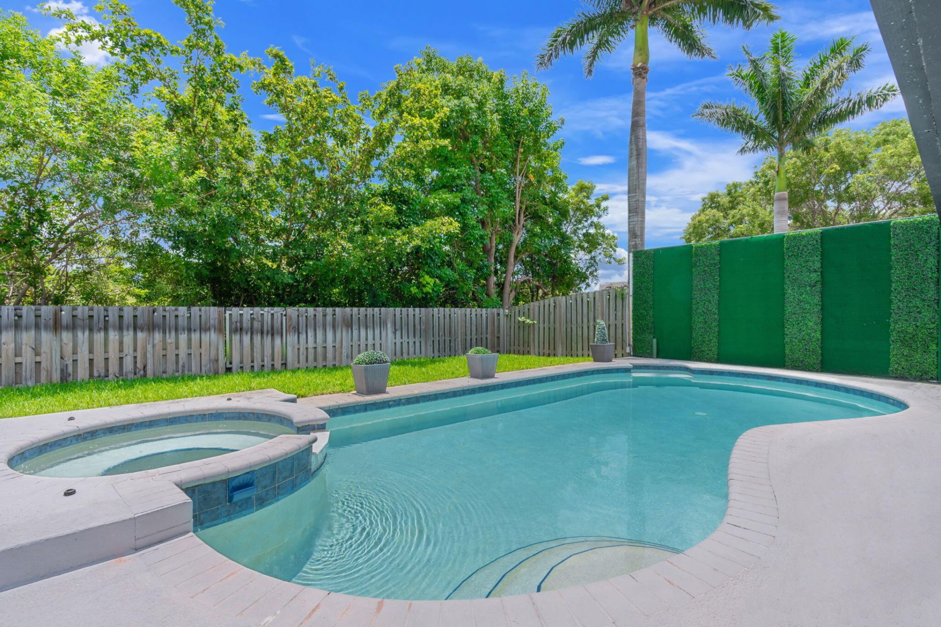 52 Gables Boulevard, Weston, FL 33326 Photo