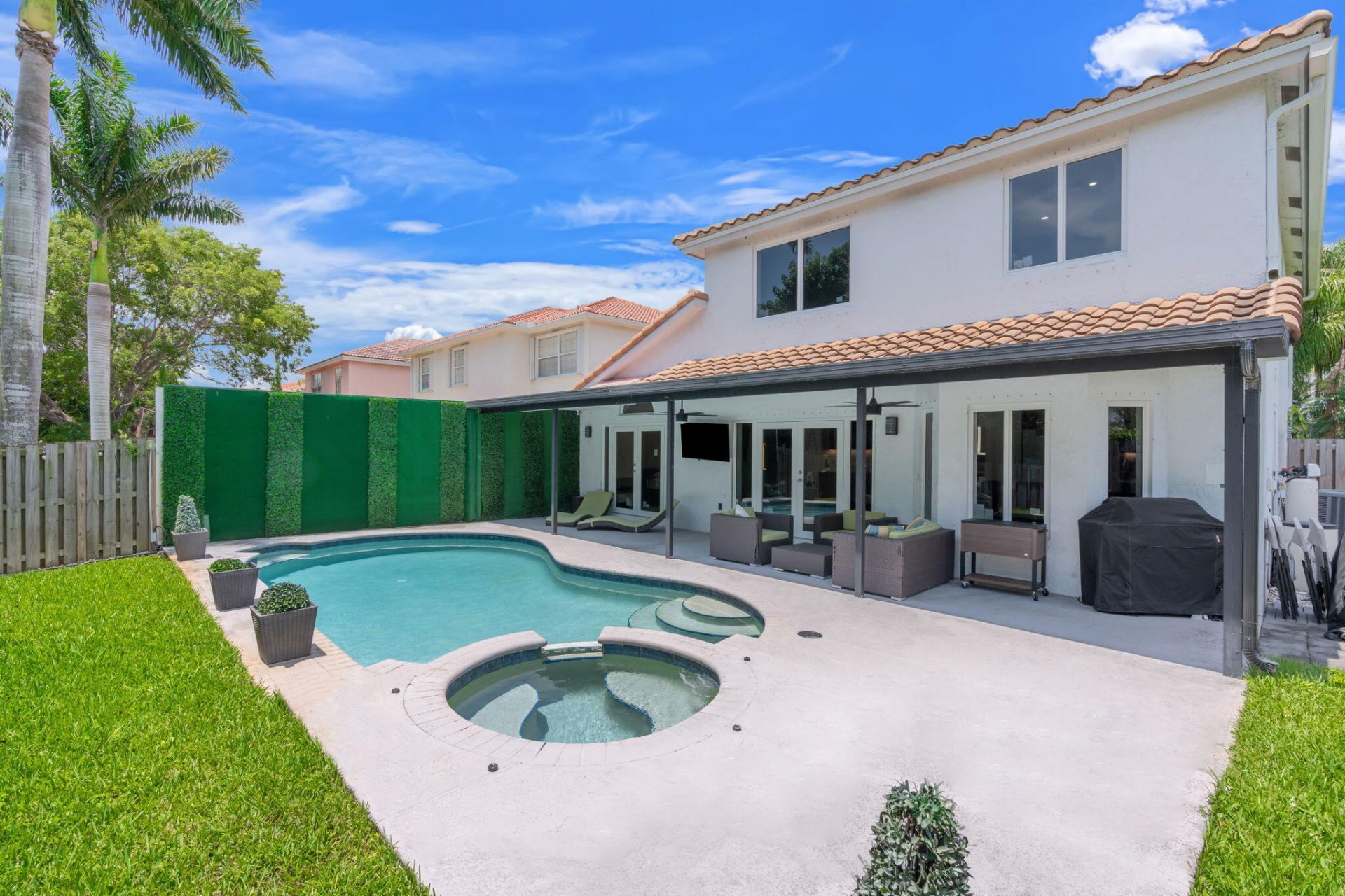 52 Gables Boulevard, Weston, FL 33326 Photo
