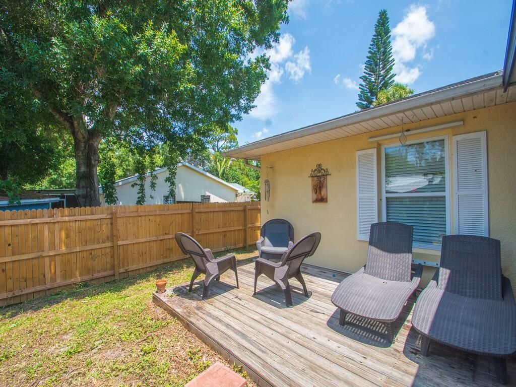 6055 7th Place, Vero Beach, FL 32968 Photo