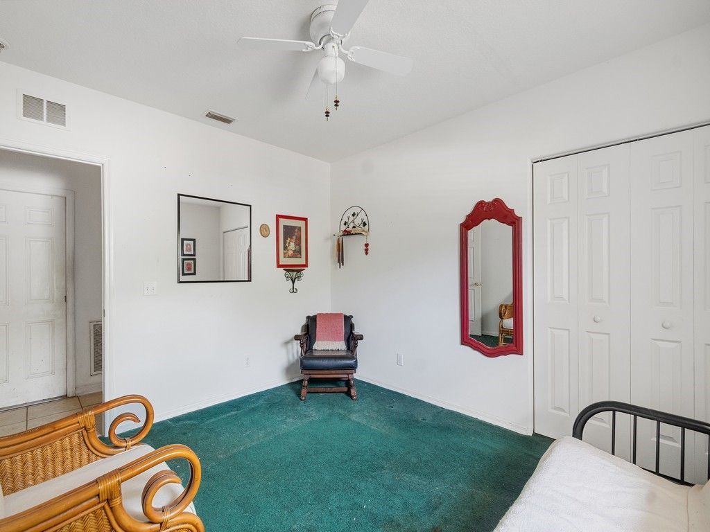 6055 7th Place, Vero Beach, FL 32968 Photo