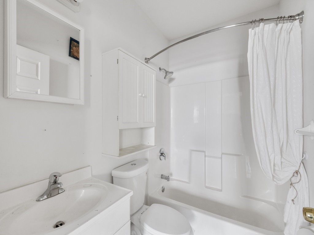 6055 7th Place, Vero Beach, FL 32968 Photo