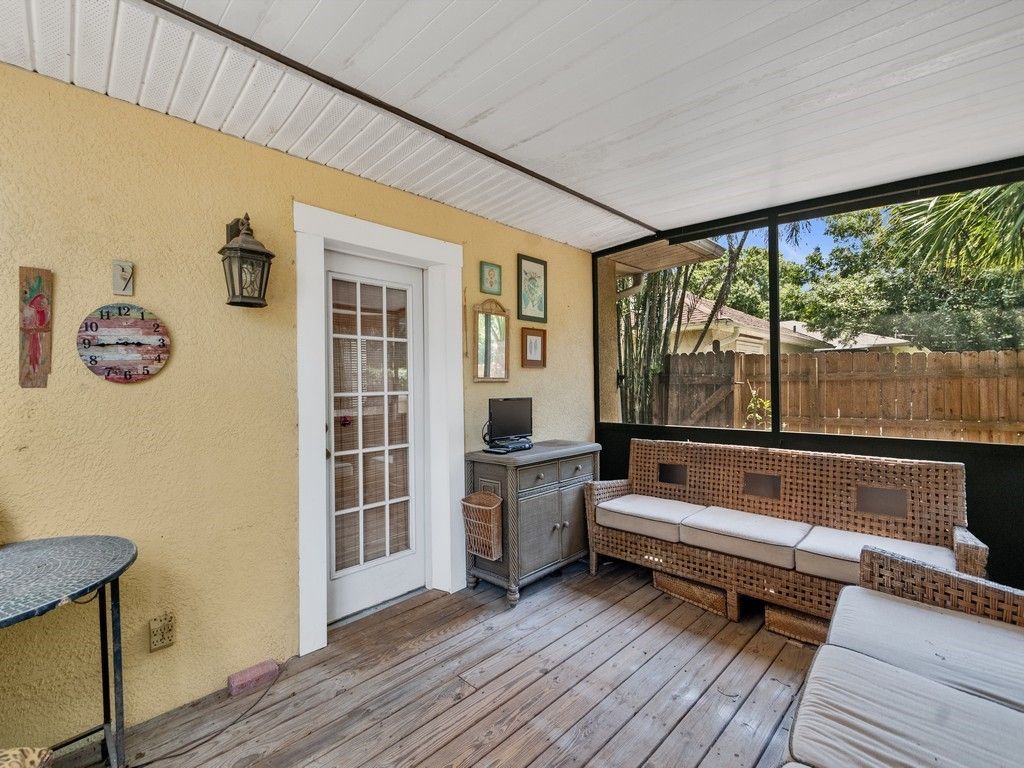 6055 7th Place, Vero Beach, FL 32968 Photo