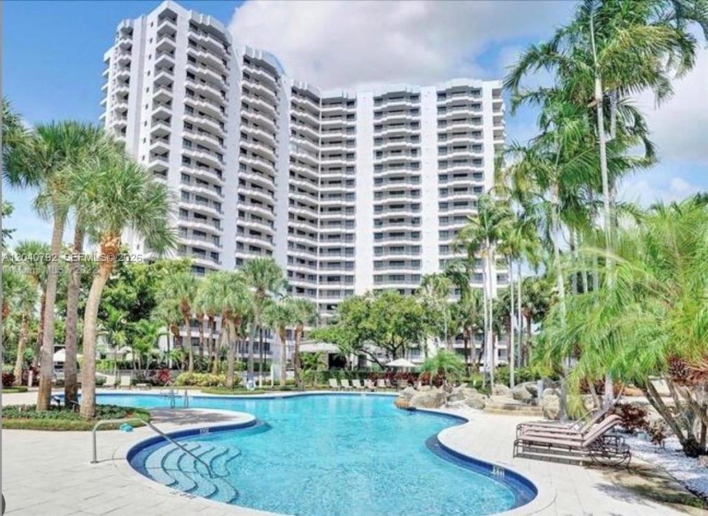 3300 NE 191st St, Unit 1603, Aventura, FL 33180 Main Photo