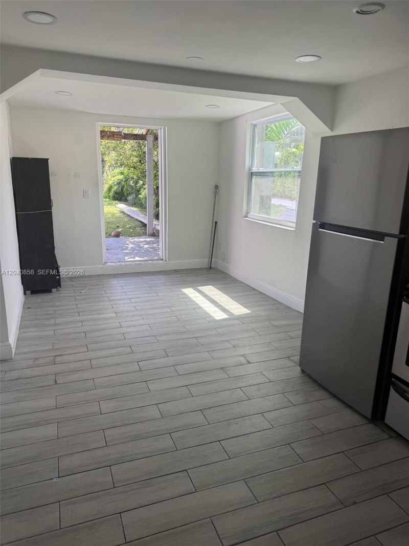 1865 NW 16th St, Unit 1, Miami, FL 33125 Photo
