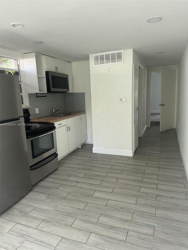 1865 NW 16th St, Unit 1, Miami, FL 33125 Photo