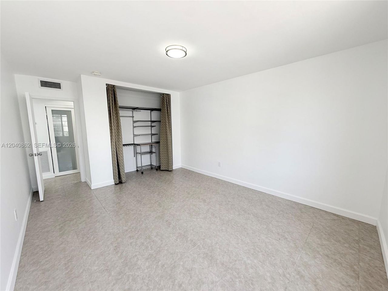 1150 Euclid Ave, Unit 210, Miami Beach, FL 33139 Photo