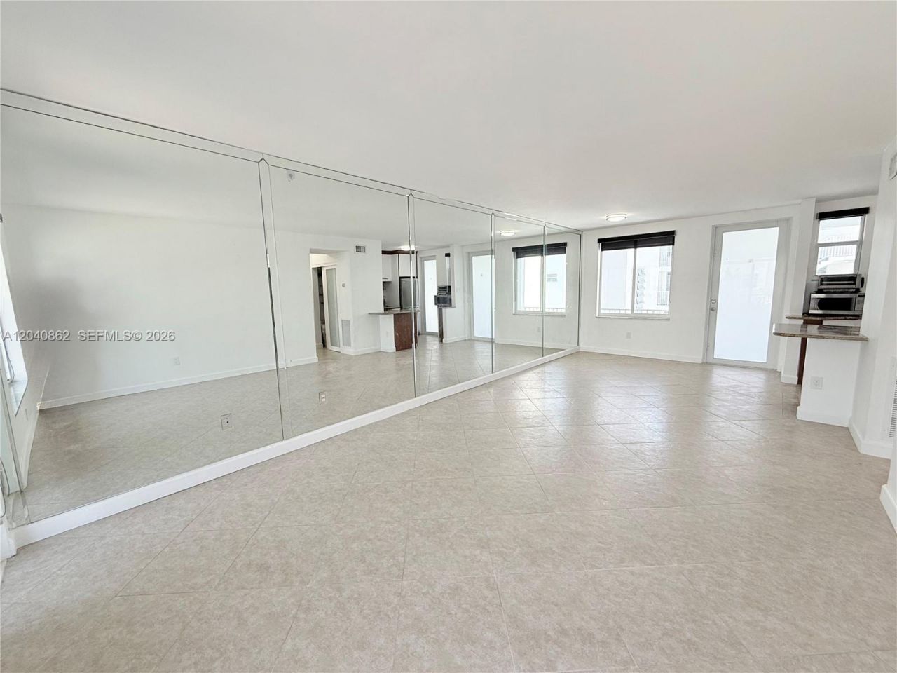1150 Euclid Ave, Unit 210, Miami Beach, FL 33139 Photo