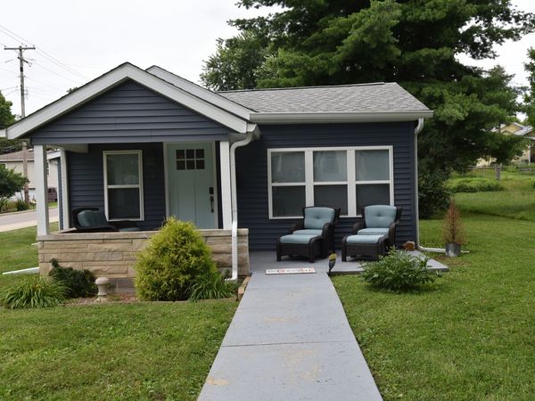614 W Allen Street , Bloomington, IN 47403