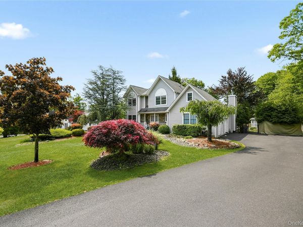 11 Country Hollow , Highland Mills, NY 10930