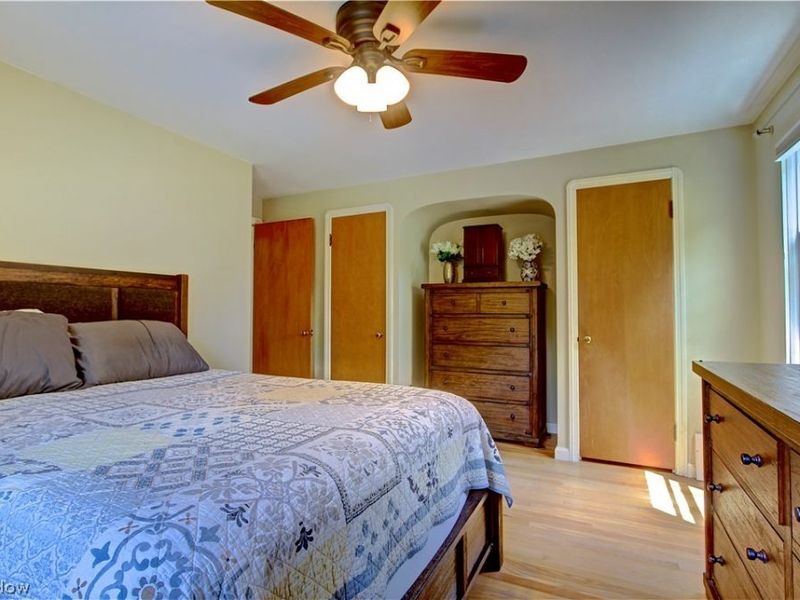 16204 W Park Road, Cleveland, OH 44111 Photo 16