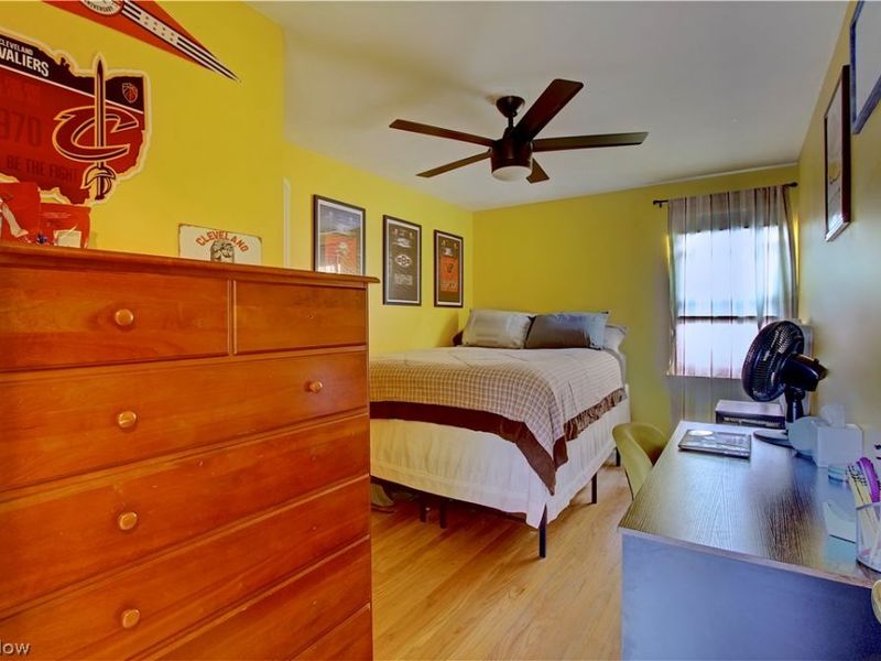 16204 W Park Road, Cleveland, OH 44111 Photo 17