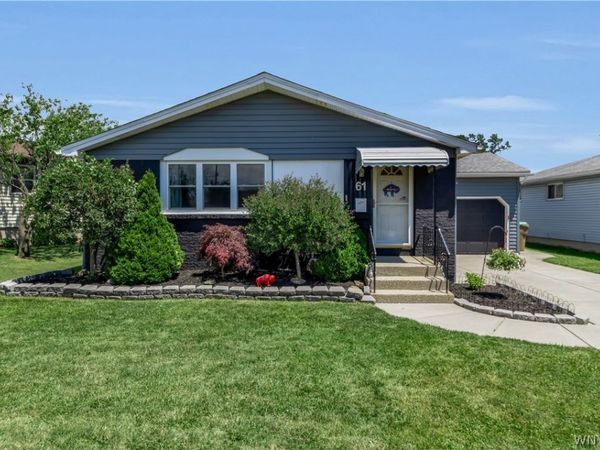 61 Bay Lane , Buffalo, NY 14225
