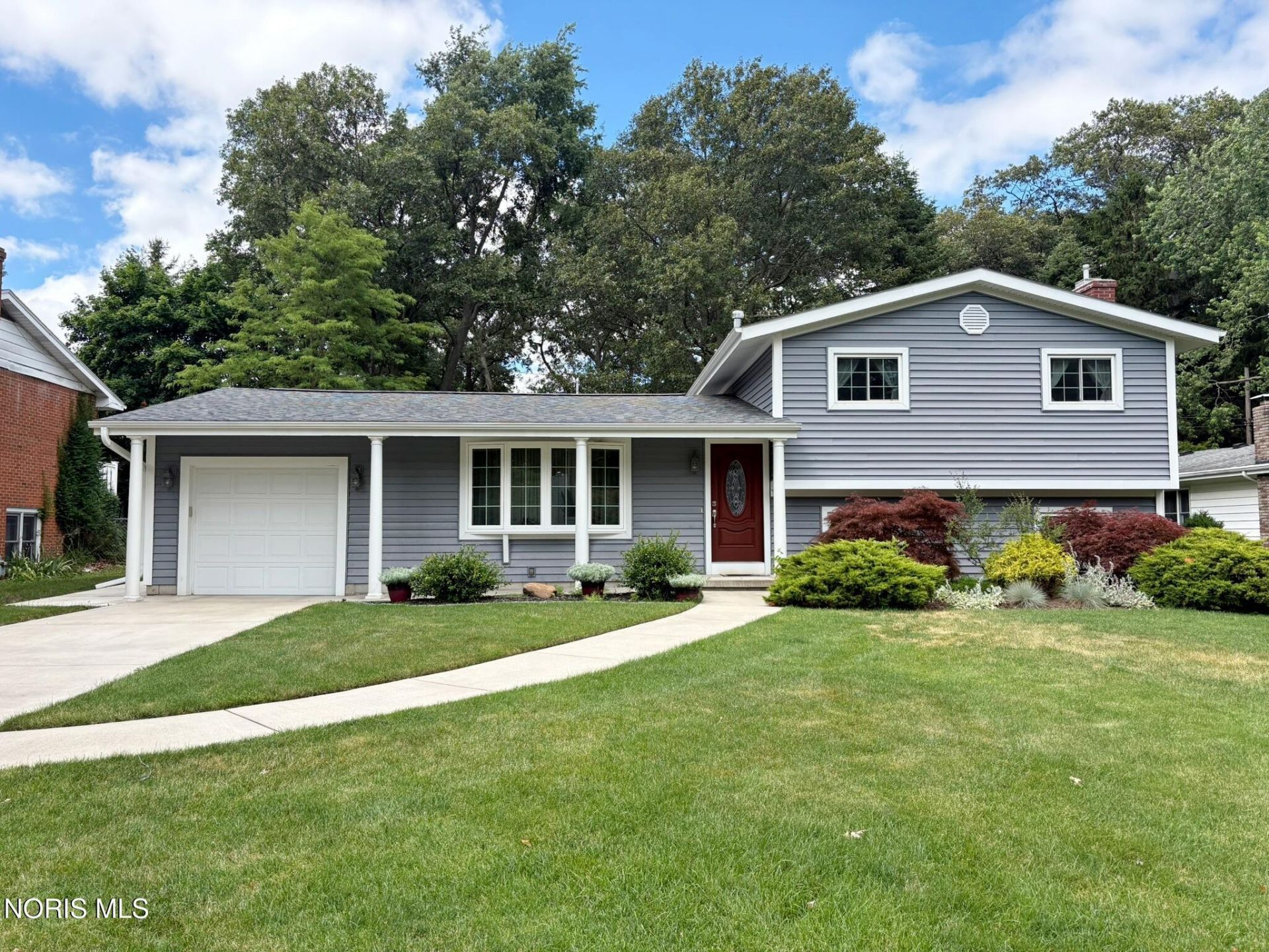 718 Birch Street, Bowling Green, OH 43402 Main Photo