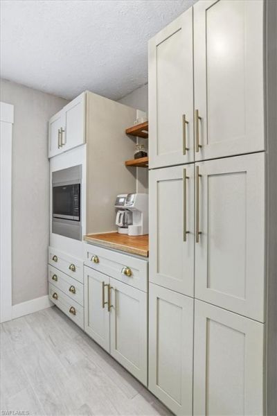 3880 Estey Ave , Naples, FL 34104 Photo