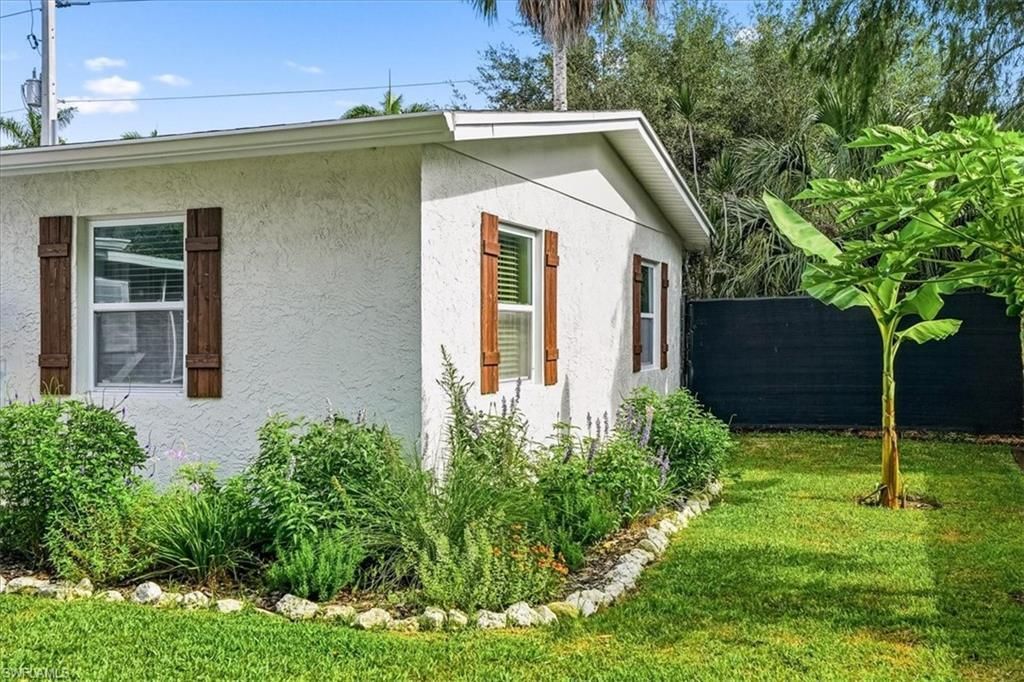 3880 Estey Ave , Naples, FL 34104 Photo