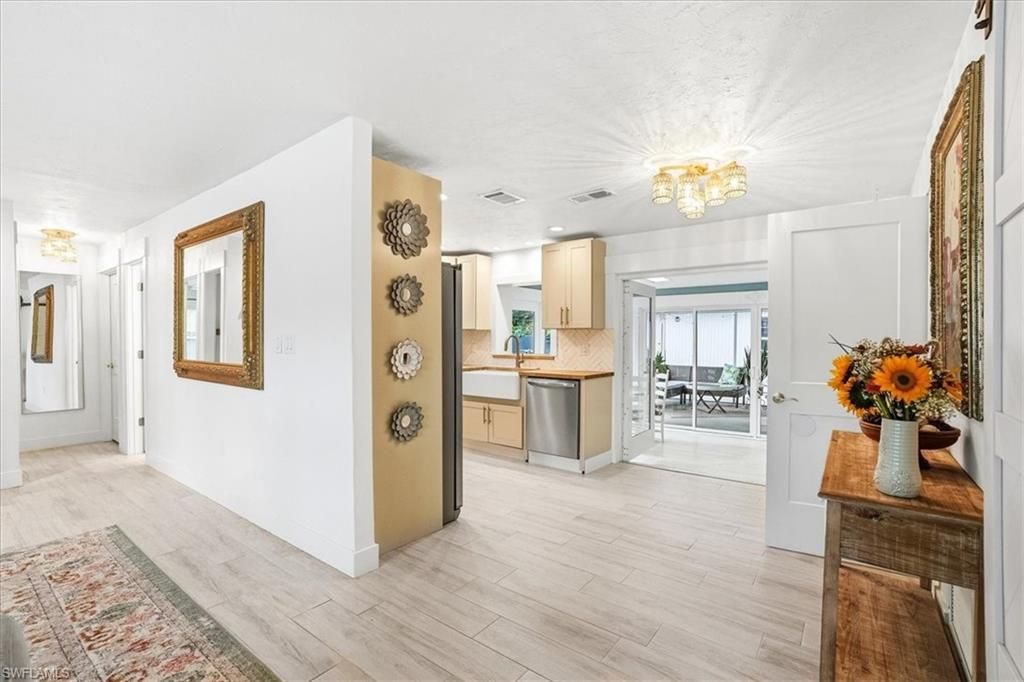 3880 Estey Ave , Naples, FL 34104 Photo