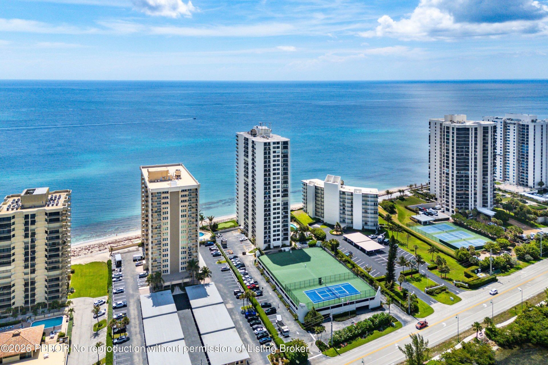 5420 N Ocean Avenue, Unit 905, Riviera Beach, FL 33404 Photo