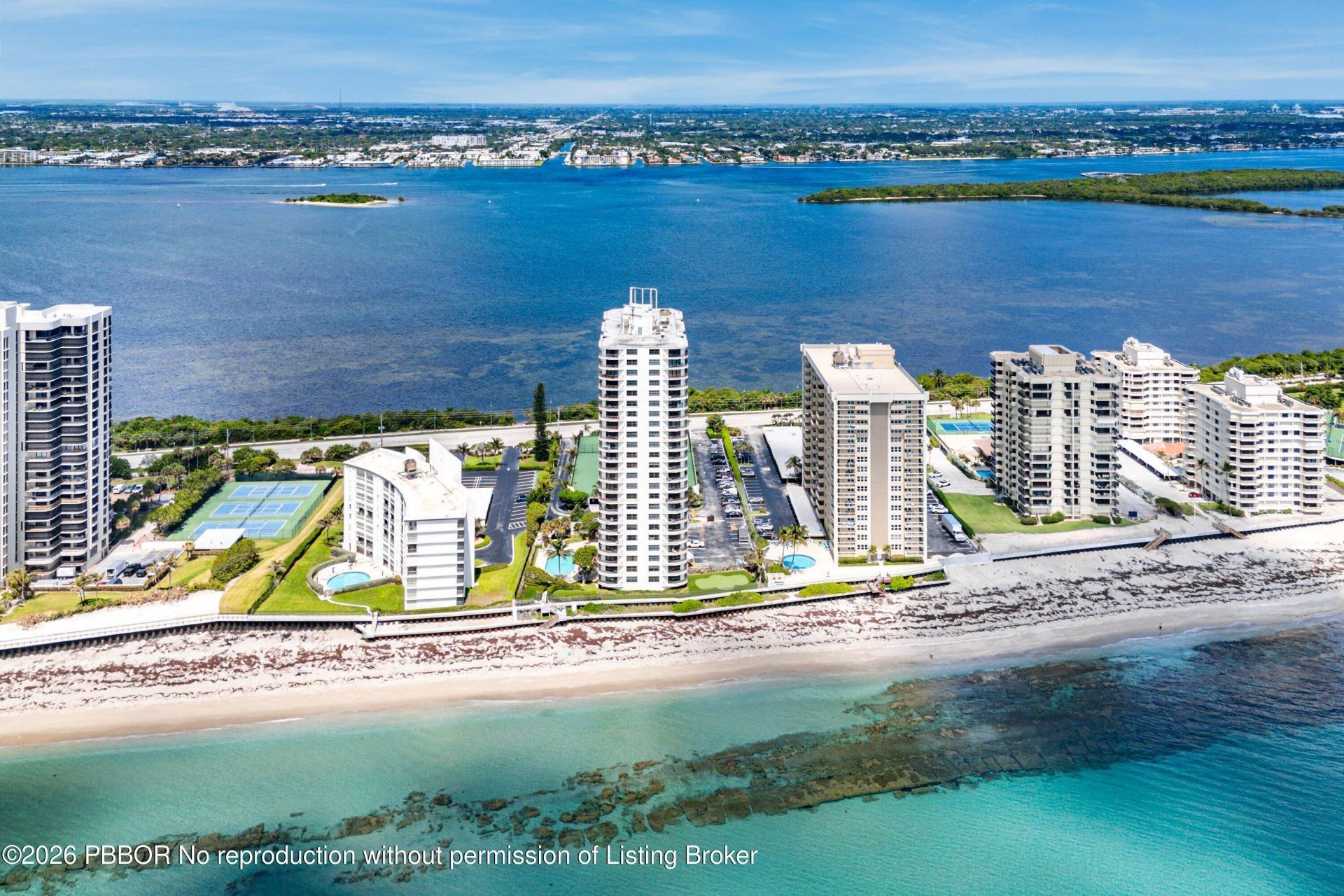 5420 N Ocean Avenue, Unit 905, Riviera Beach, FL 33404 Photo