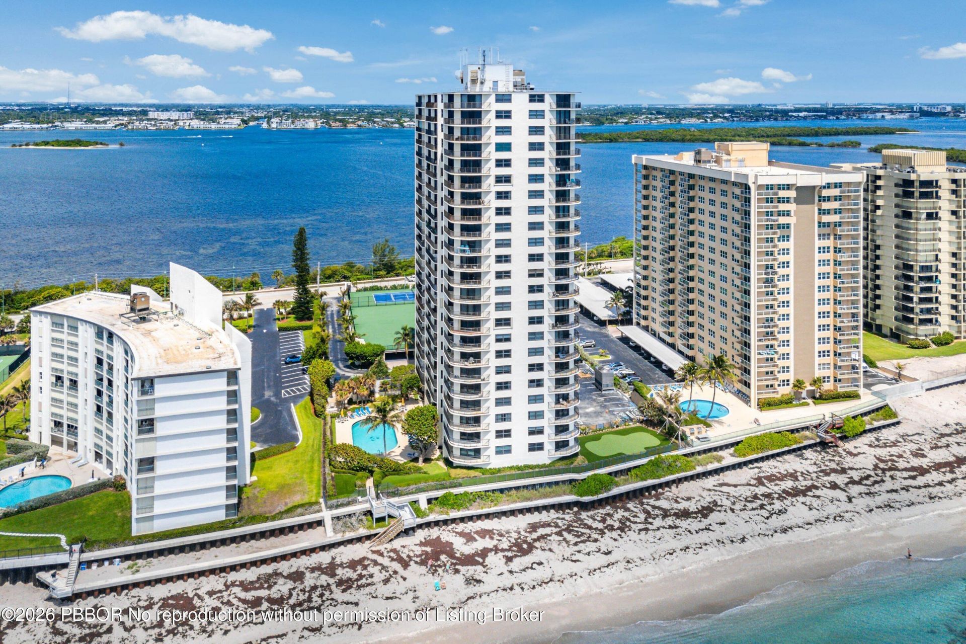 5420 N Ocean Avenue, Unit 905, Riviera Beach, FL 33404 Photo