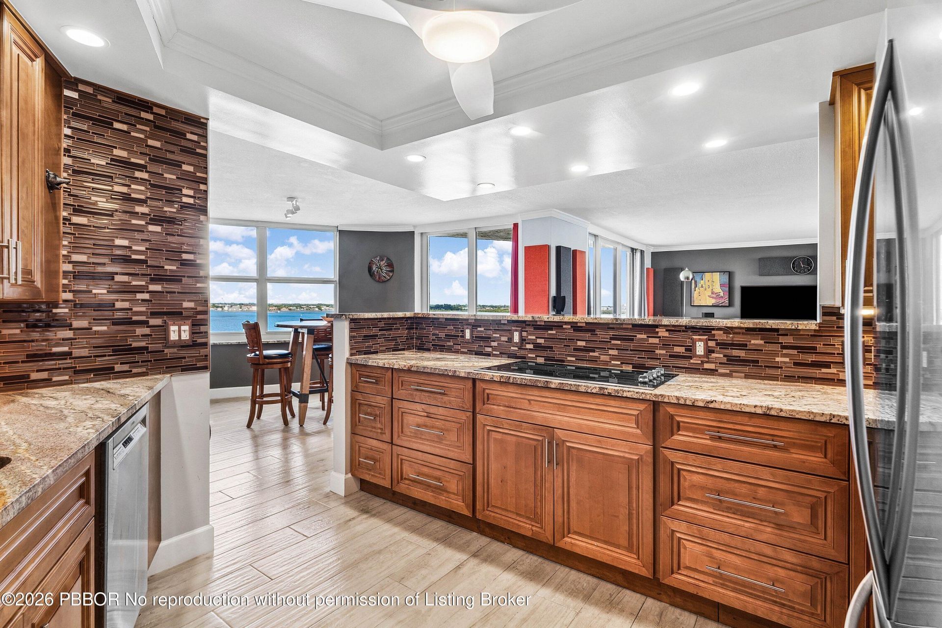 5420 N Ocean Avenue, Unit 905, Riviera Beach, FL 33404 Photo