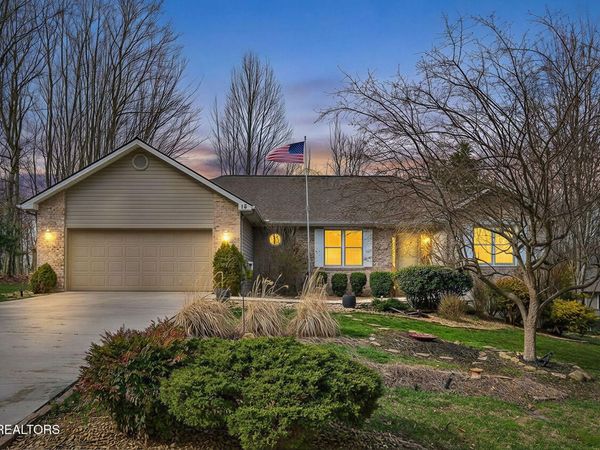 15 Ridge Crest Circle , Crossville, TN 38558