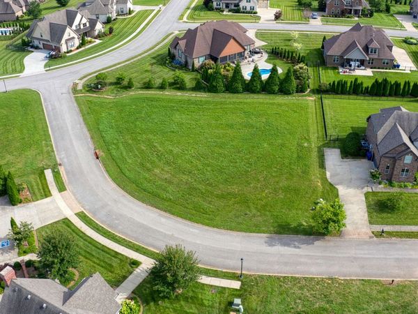 216 Hutchins Camp Trce , Unit 135, Clarksville, TN 37043