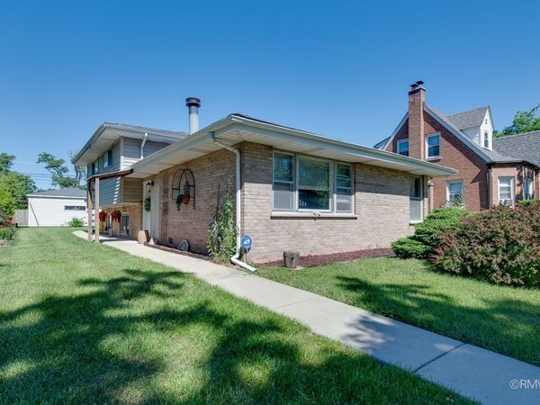 310 S Mason Street , Bensenville, IL 60106