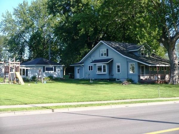 207 N MAIN STREET, Greenwood, WI 54437