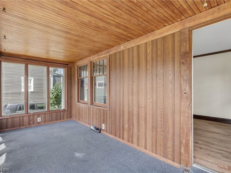 14606 Bartter Avenue, Cleveland, OH 44111 Photo 16