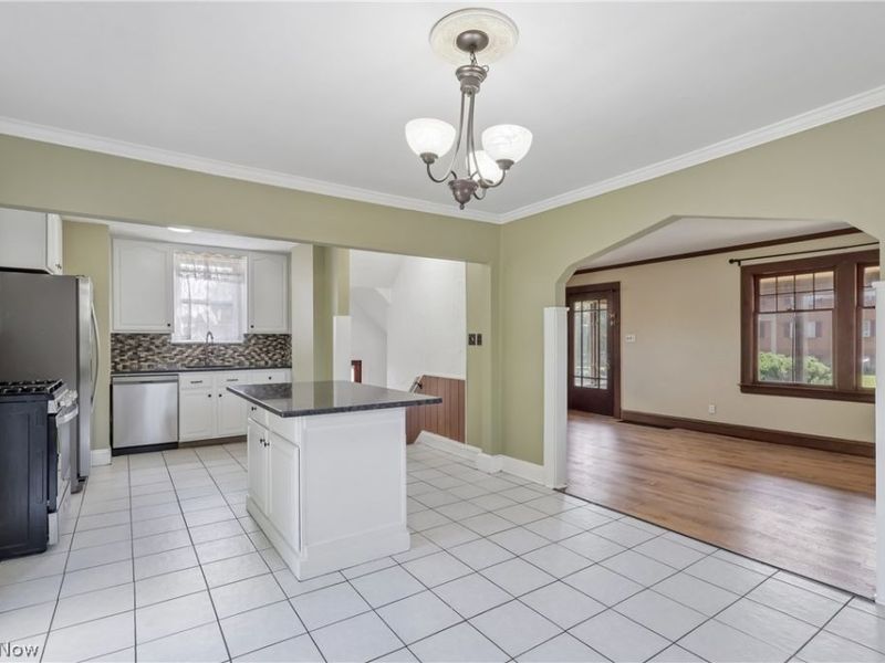 14606 Bartter Avenue, Cleveland, OH 44111 Photo 21