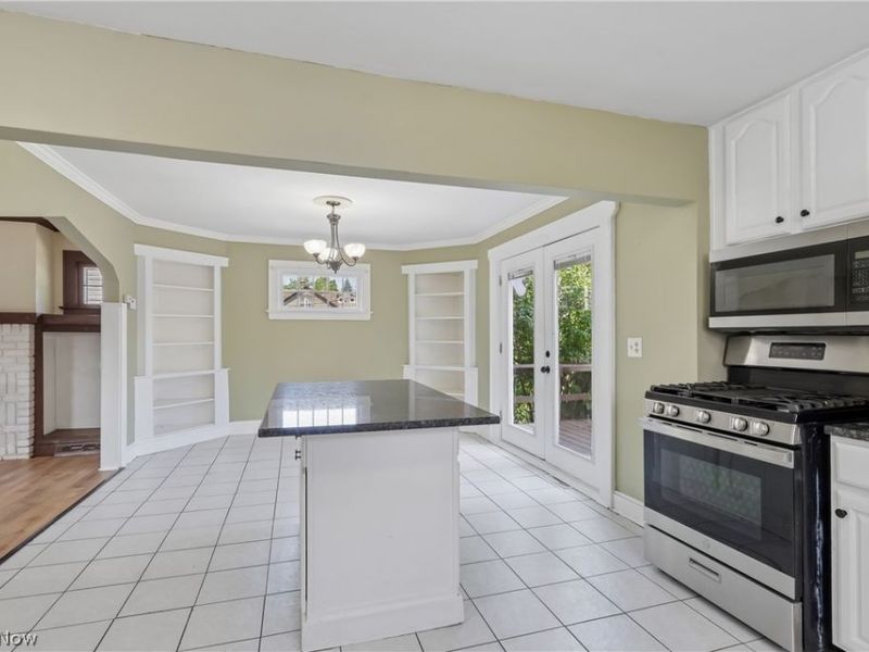 14606 Bartter Avenue, Cleveland, OH 44111 Photo 24