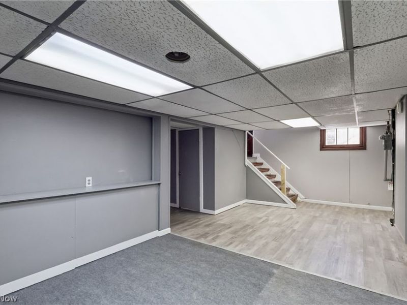 14606 Bartter Avenue, Cleveland, OH 44111 Photo 34