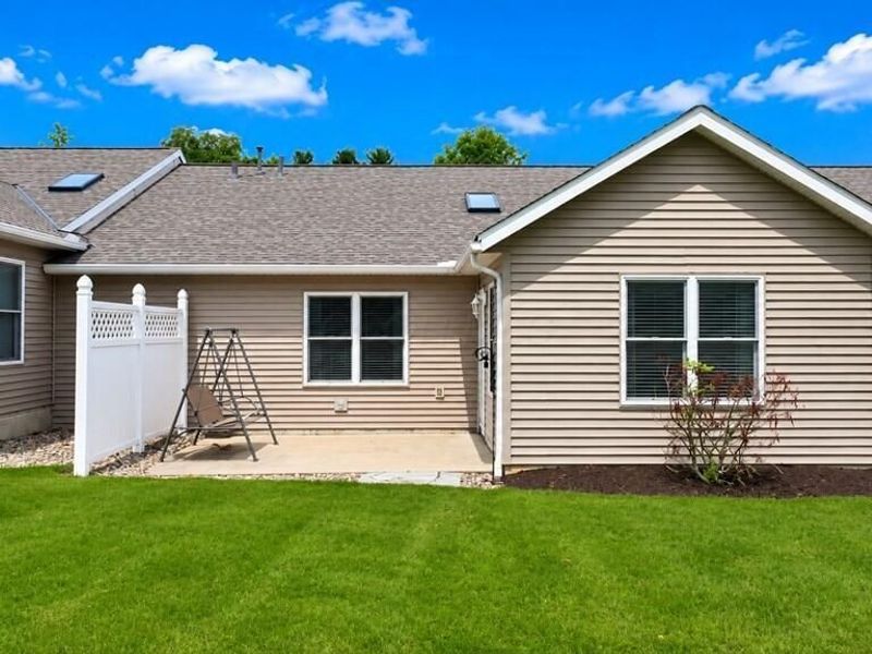 315 W Durbin Circle , Bellville, OH 44813 Photo 2
