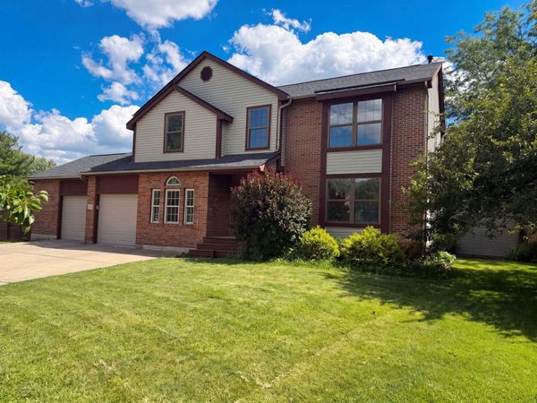 3581 Meadowgate Court , Pickerington, OH 43147