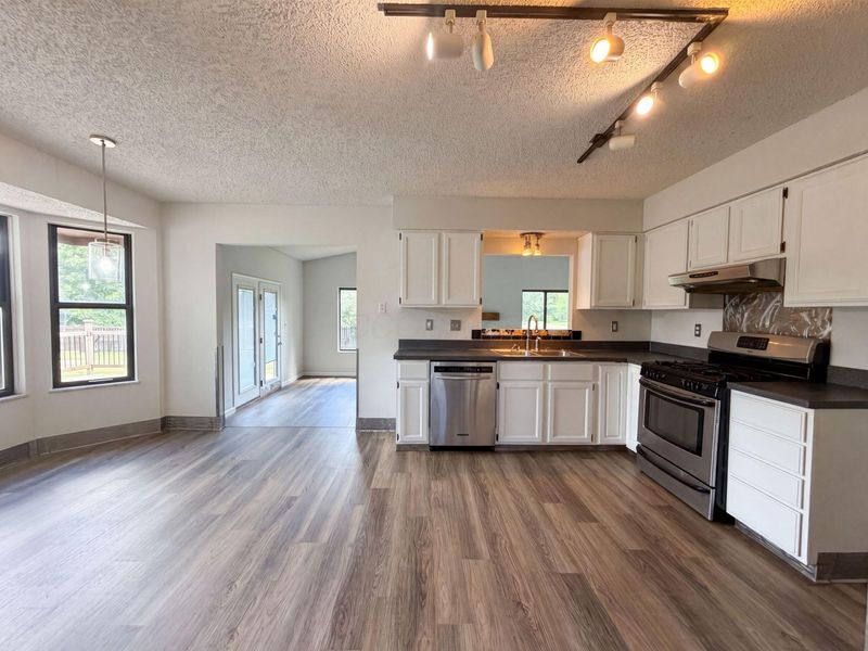 3581 Meadowgate Court, Pickerington, OH 43147 Photo 9
