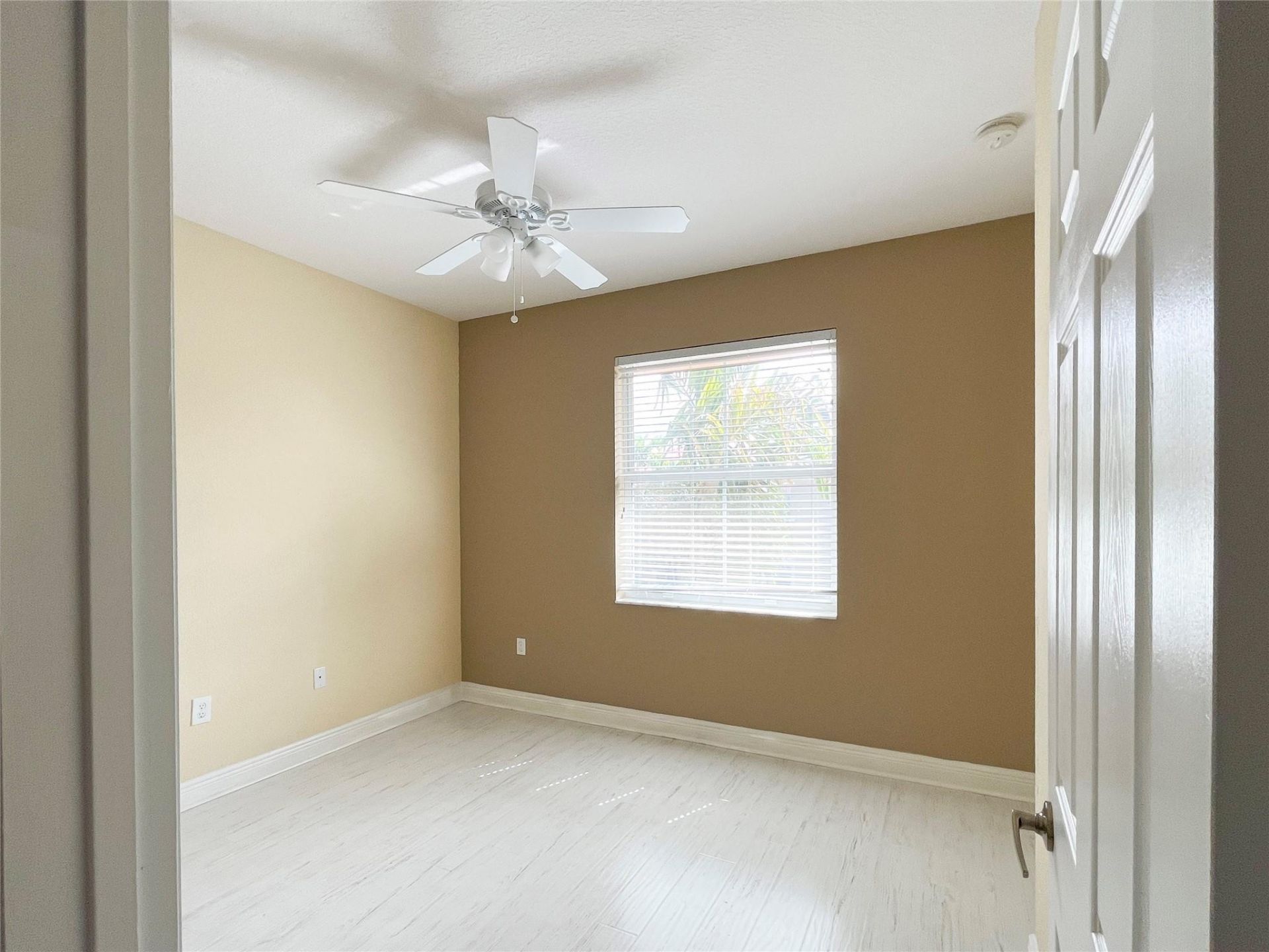 291 Lake Monterey Circle, Boynton Beach, FL 33426 Photo