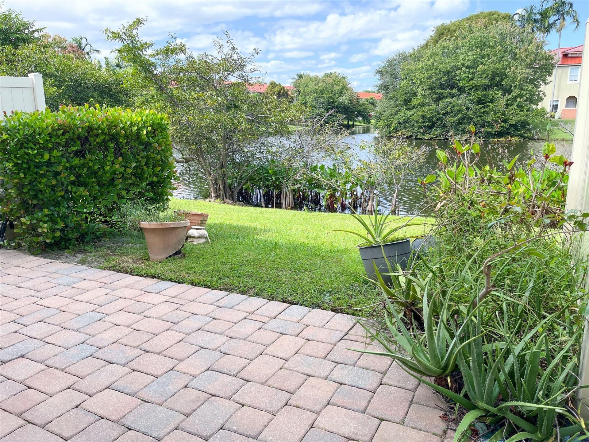 291 Lake Monterey Circle, Boynton Beach, FL 33426 Photo