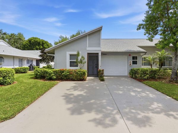 8621 Jasmine Way, Boca Raton, FL 33496