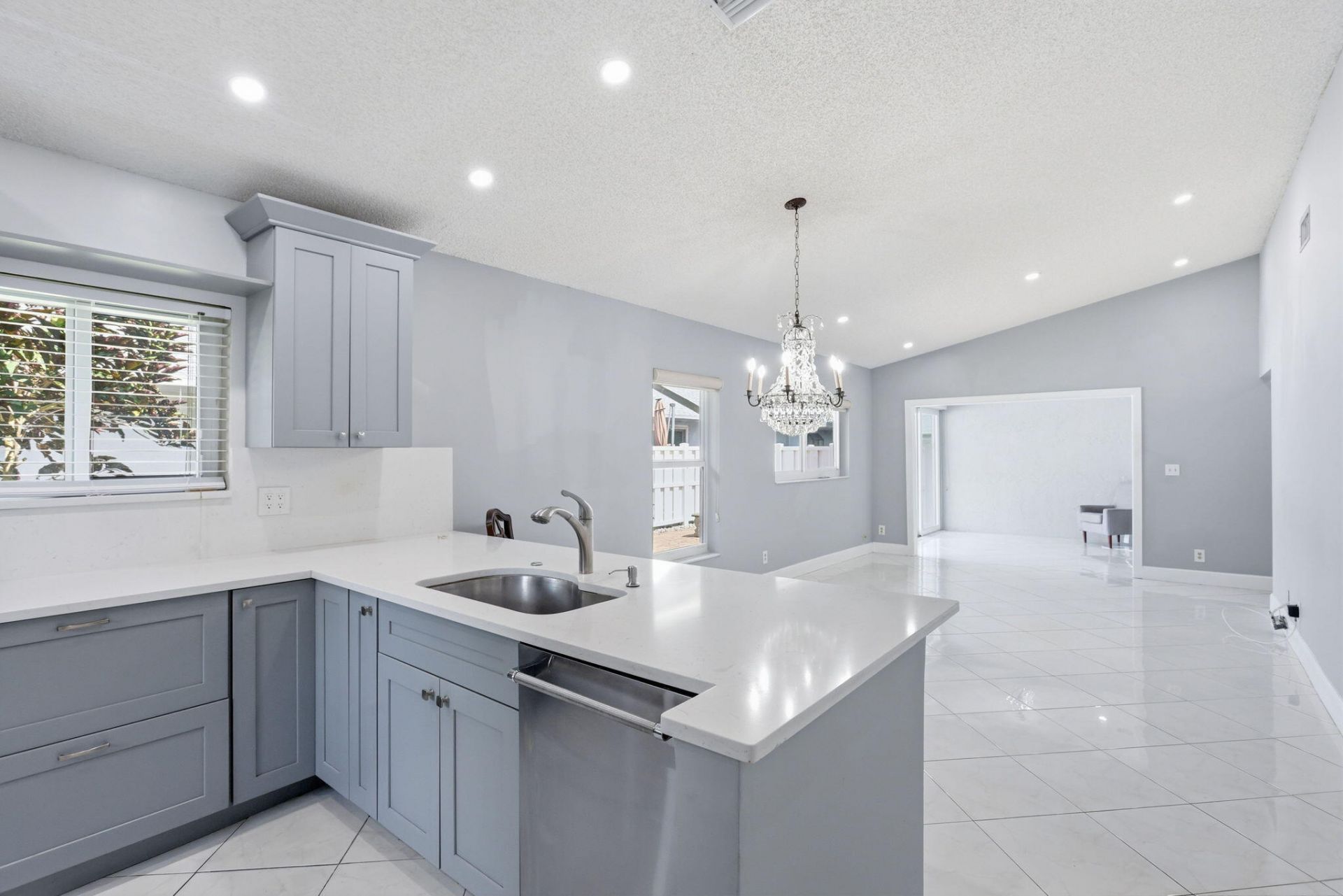 8621 Jasmine Way, Boca Raton, FL 33496 Photo