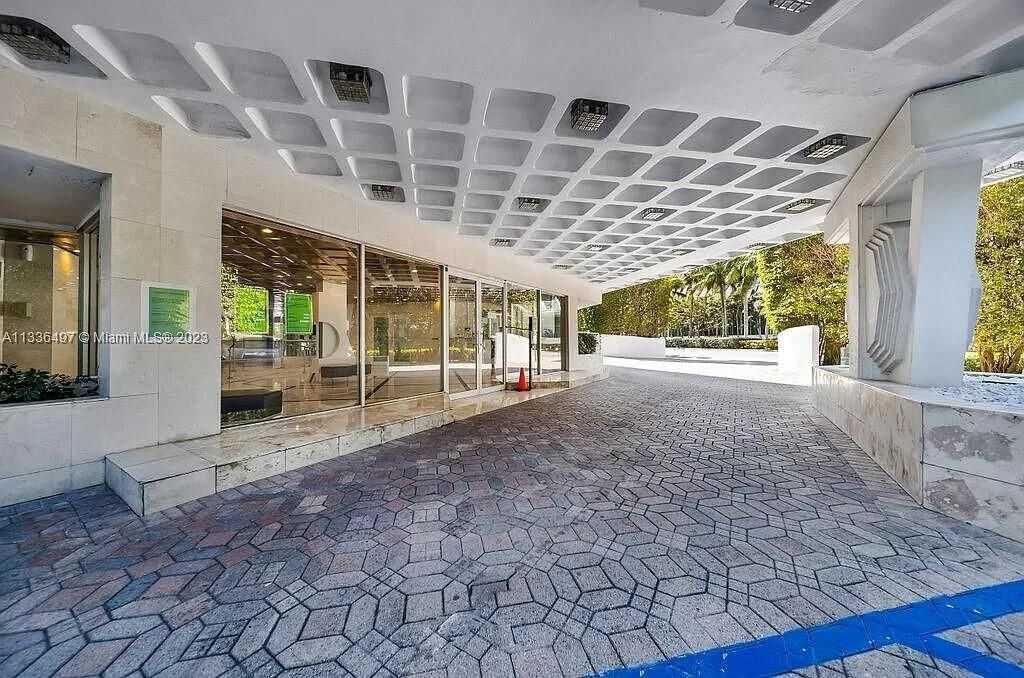 1881 Washington Avenue, Unit 2g, Miami Beach, FL 33139 Photo