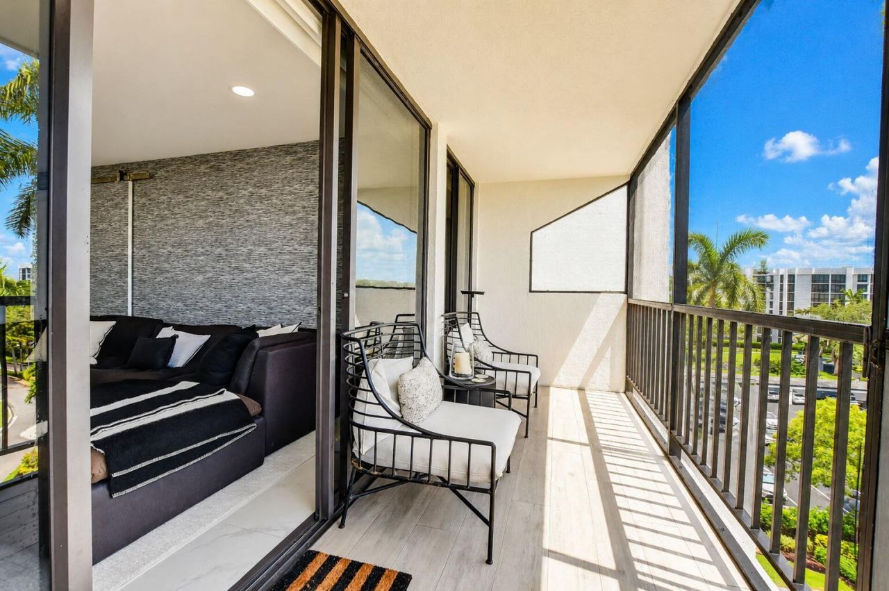7738 Lakeside Boulevard, Unit 362, Boca Raton, FL 33434 Photo