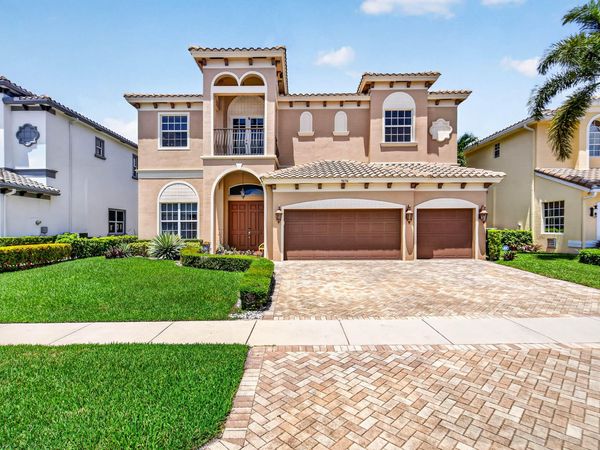 9898 Coronado Lake Drive, Boynton Beach, FL 33437