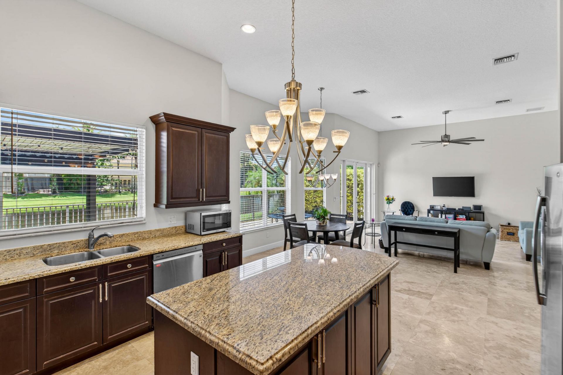9898 Coronado Lake Drive, Boynton Beach, FL 33437 Photo