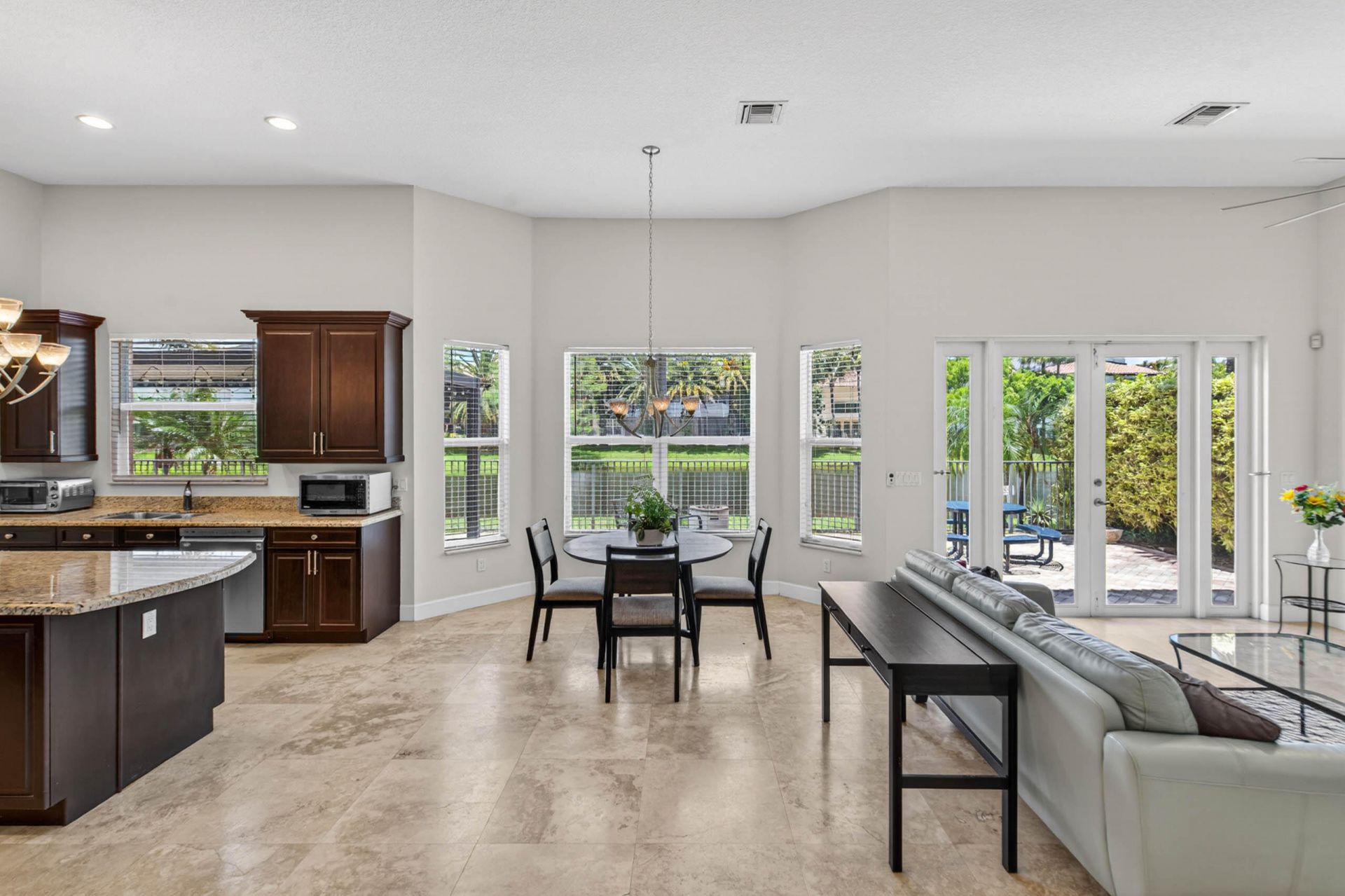9898 Coronado Lake Drive, Boynton Beach, FL 33437 Photo