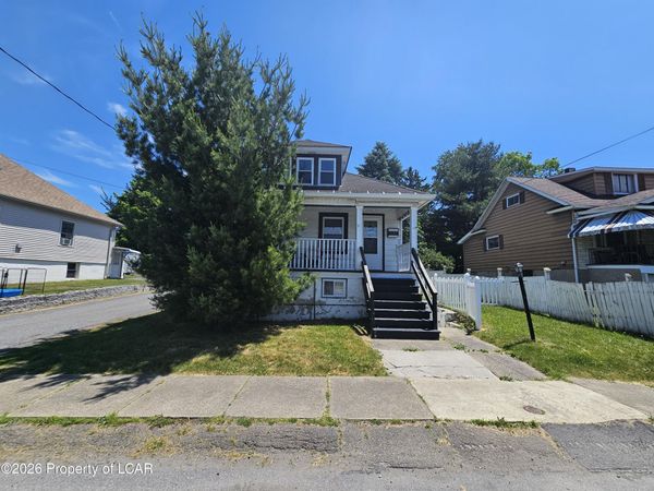 416 Reeves Street, Dunmore, PA 18512