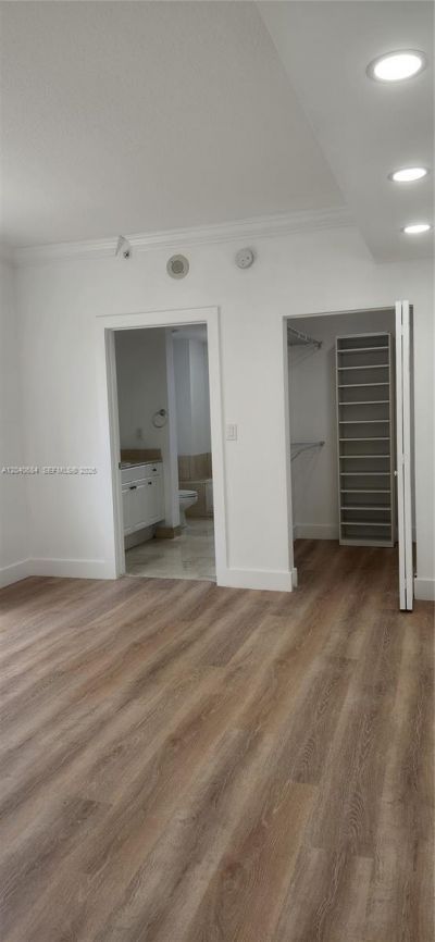 357 Almeria Ave , Unit 703, Coral Gables, FL 33134 Photo